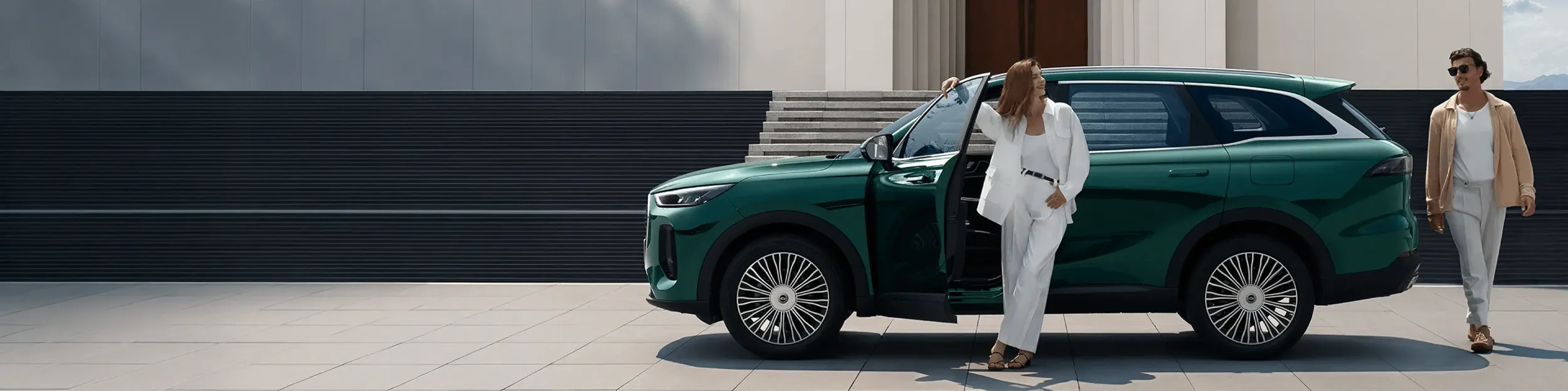 The TIGGO 9 Super Hybrid SUV
