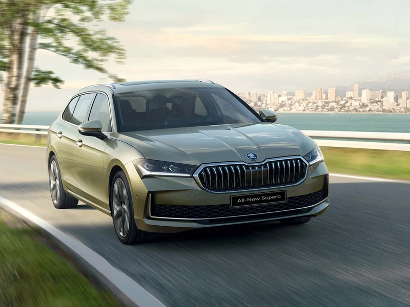ŠKODA Superb Estate at Paul's Motors
