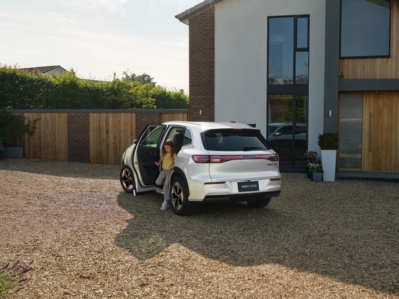 New Geely EX5 at Pewsham Garage in Chippenham, Wiltshire