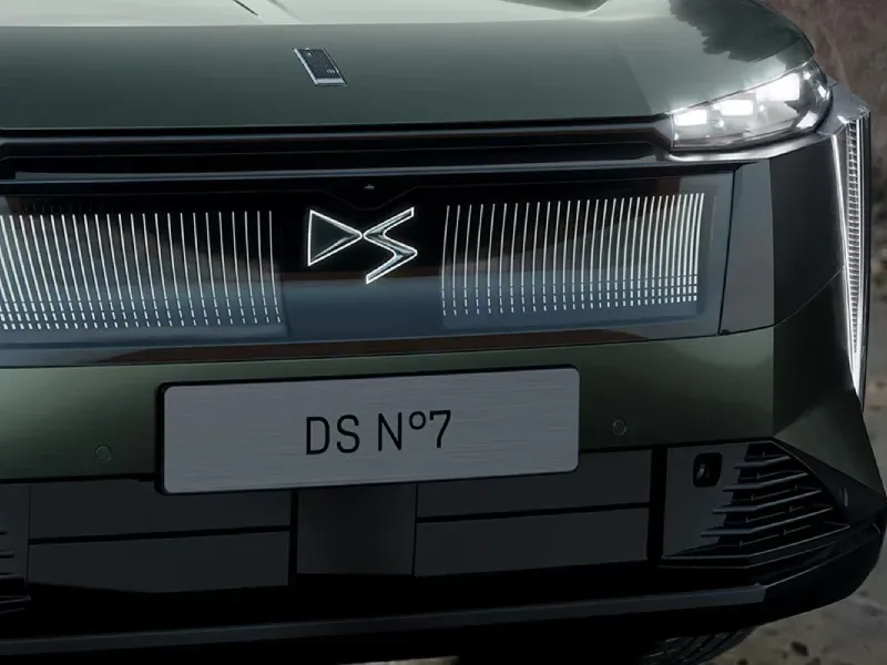 DS Nº7 at Palmers Cars