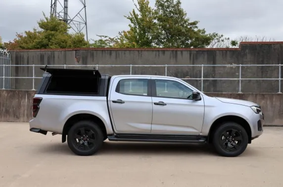 The New Isuzu V-Cross Commercial is Here!