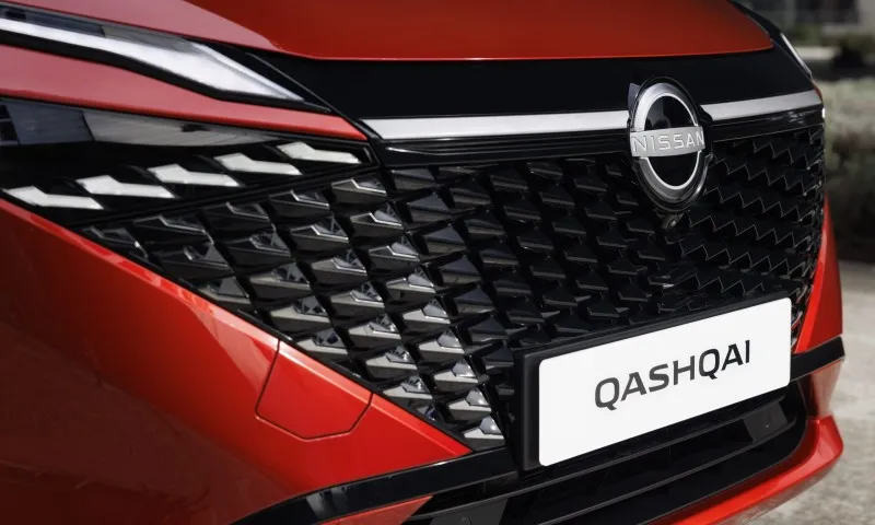 Refreshed Qashqai: takes to the roads with bold restyling, upgraded tech & Nissan’s unique e-POWER system