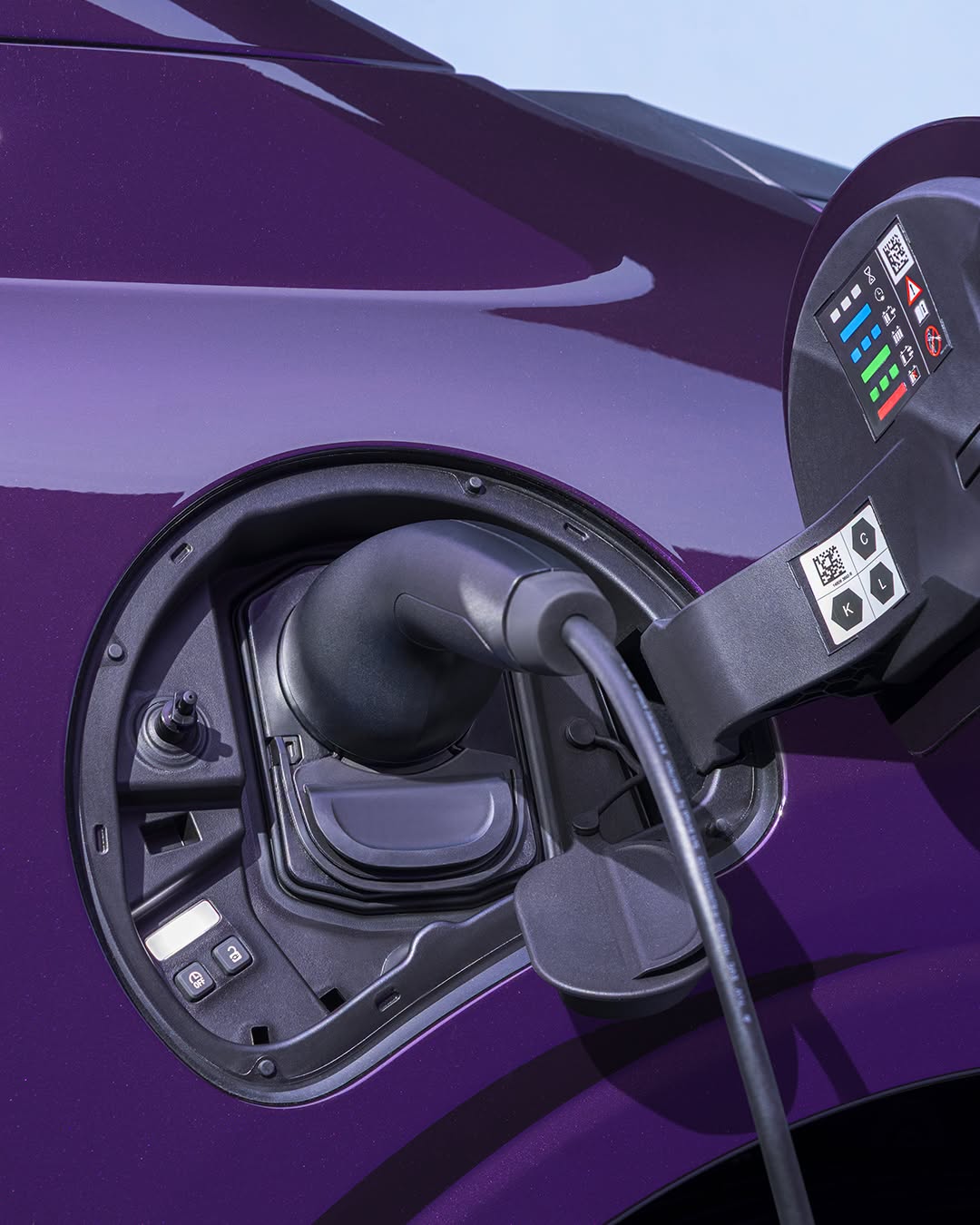 All-New Nissan PIXO announced: a new small electric car is coming soon