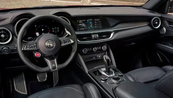 Alfa Romeo Stelvio Quadrifoglio