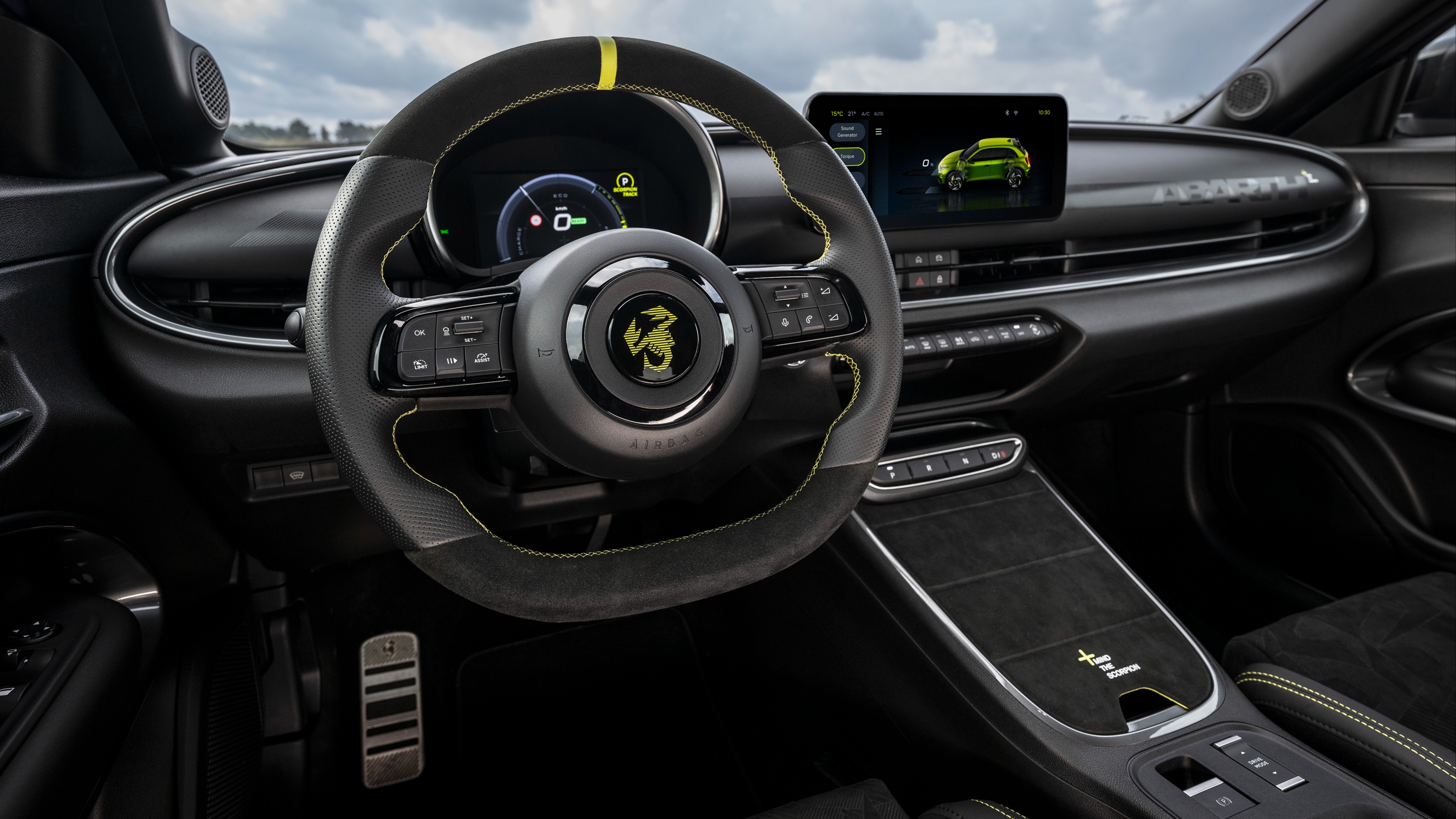 Abarth 600e Electric 175kW (240hp)