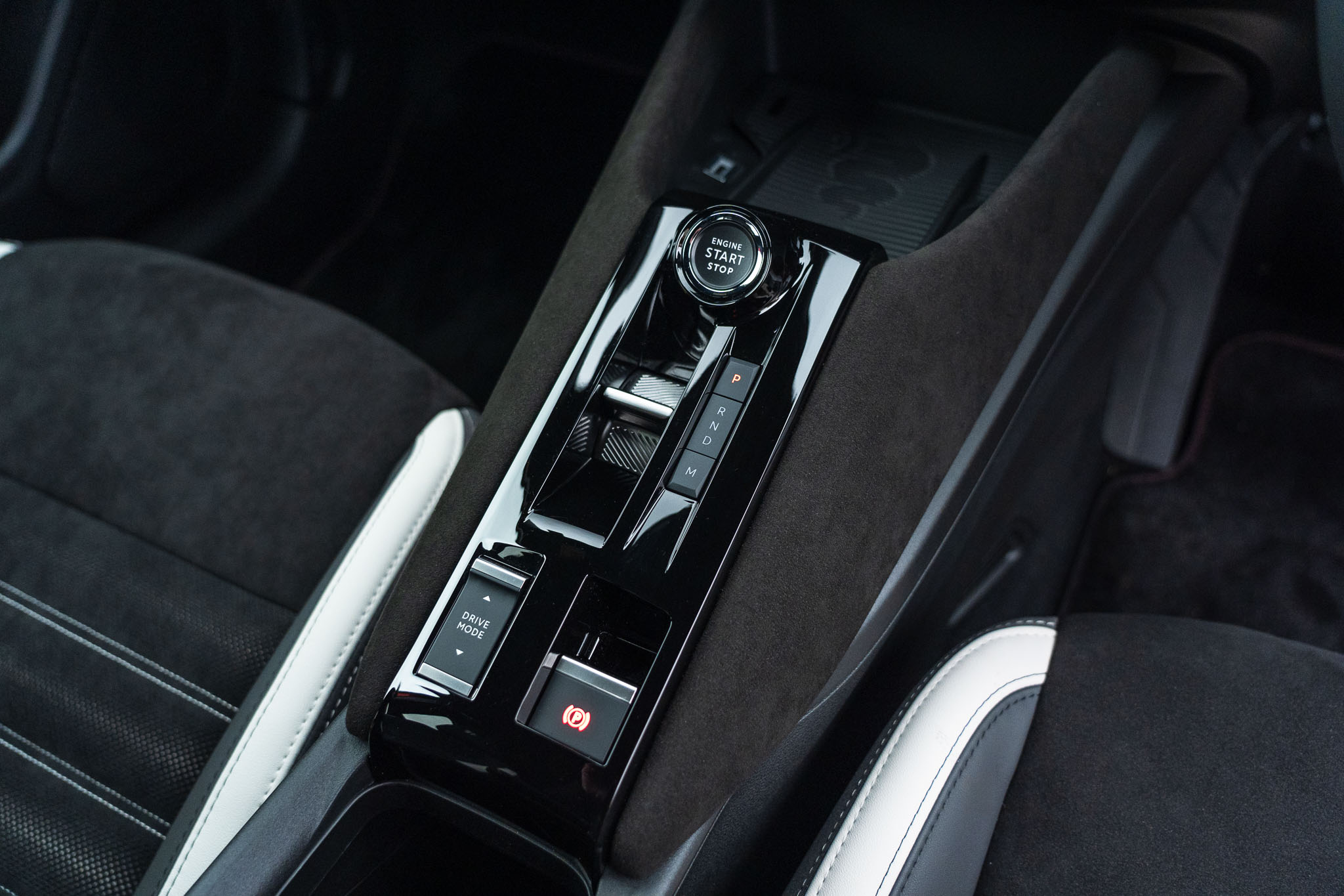 Alfa Romeo Junior Ibrida 1.2 Hybrid 107kW (145hp) eDCT6 Automatic