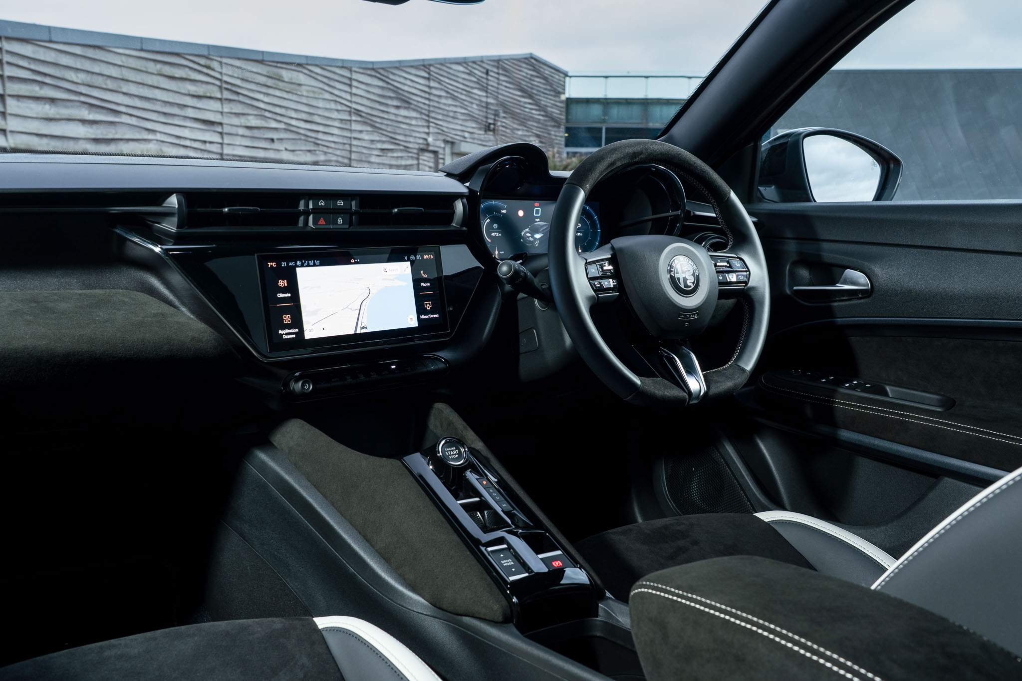 Alfa Romeo Junior Ibrida 1.2 Hybrid 107kW (145hp) eDCT6 Automatic