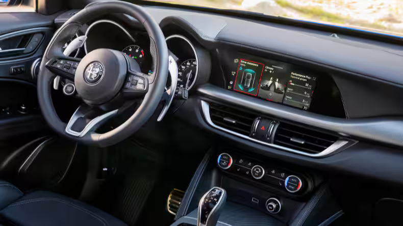 Alfa Romeo STELVIO 2.0 Petrol Q4 206kW (280hp) Automatic