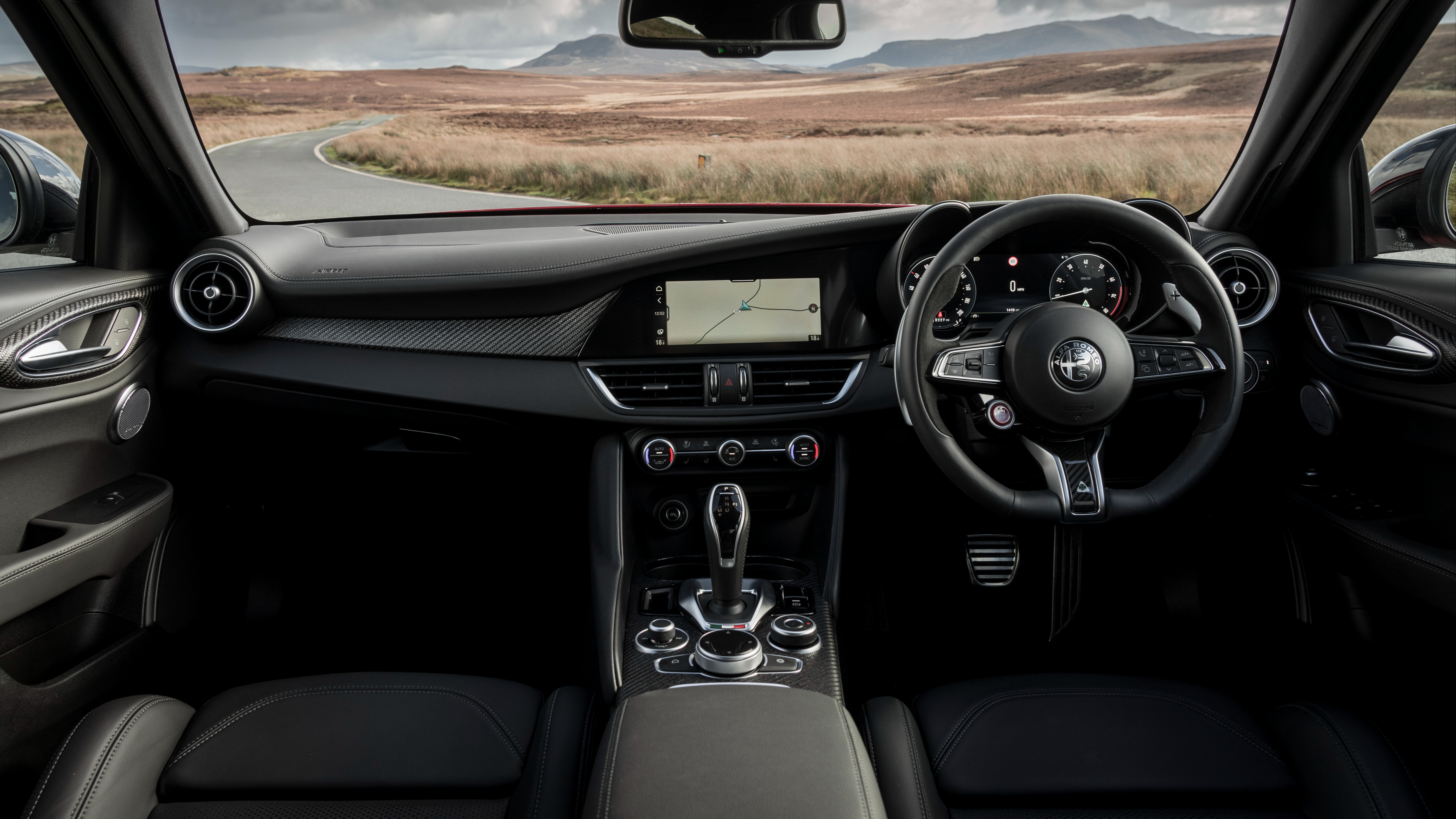 Alfa Romeo Giulia Quadrifoglio 2.9 V6 Bi-Turbo 382KW (520hp)