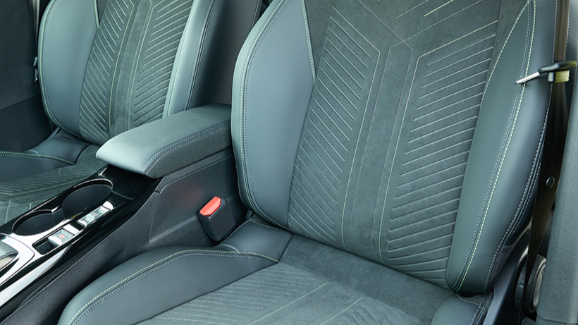 Peugeot 208 Turbo 100 S&S | 6-speed manual