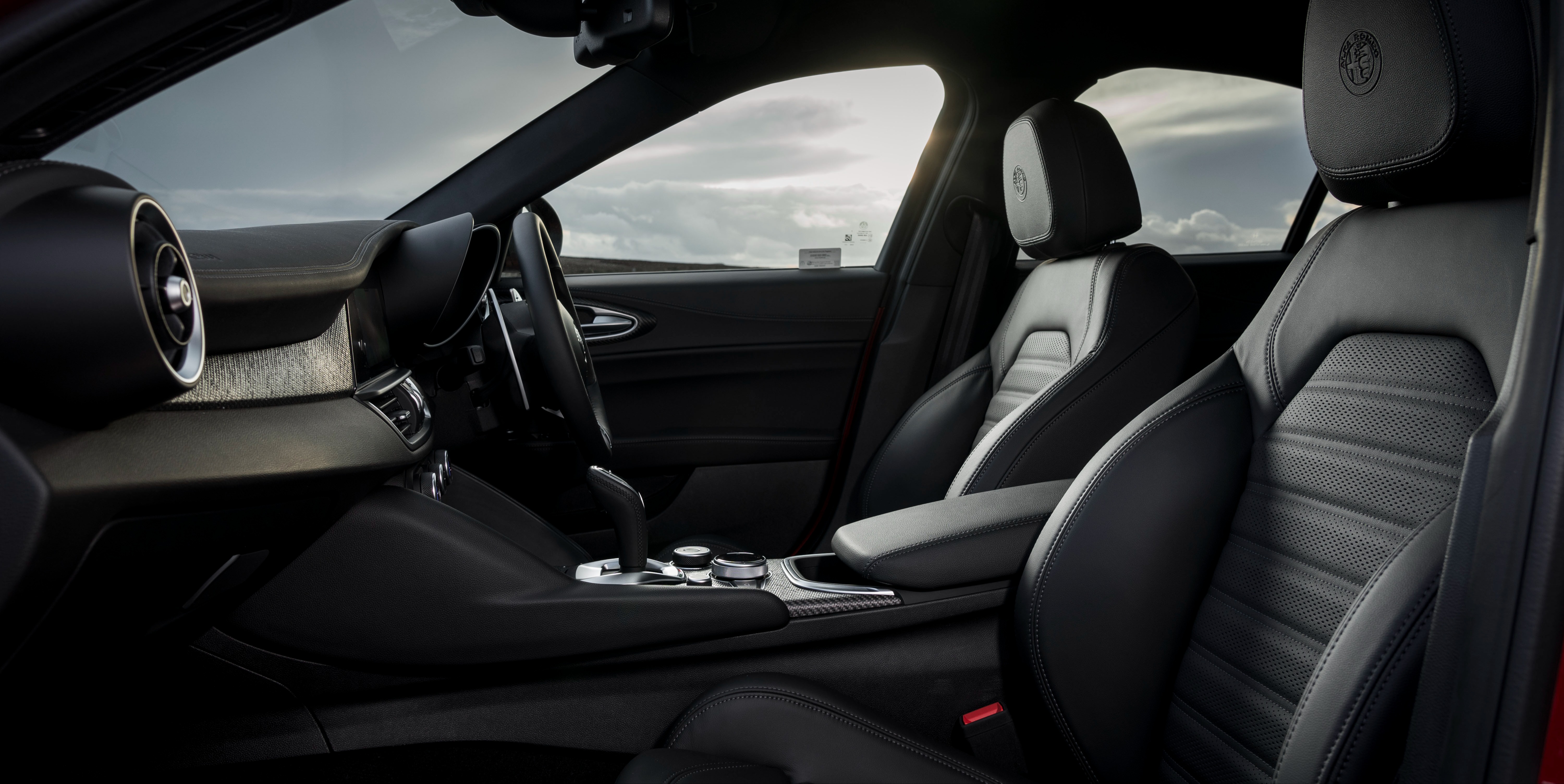 Alfa Romeo Giulia Quadrifoglio Giulia 2.9 V6 Bi-Turbo 520 Quadrifoglio