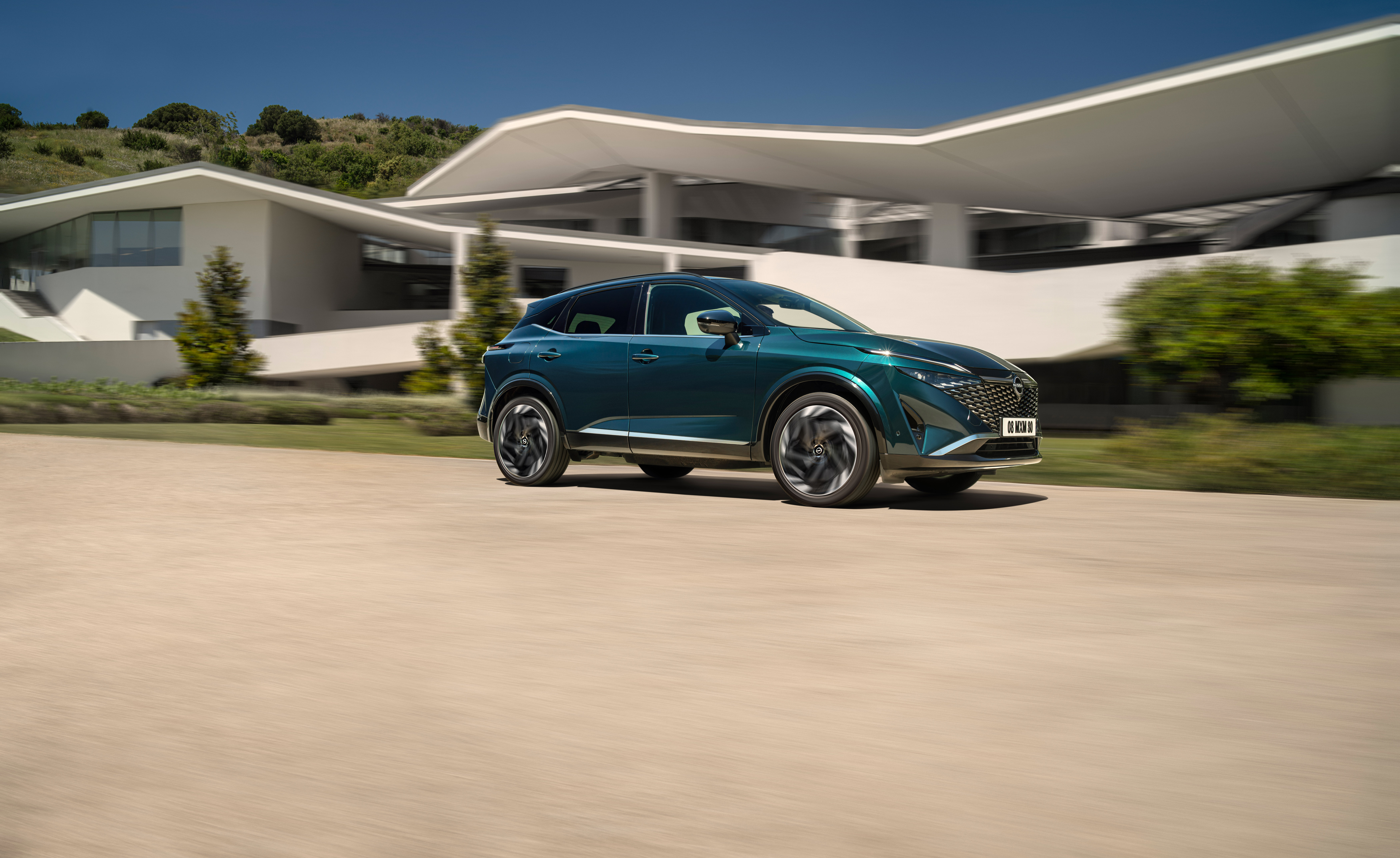 Nissan QASHQAI 1.5L New e-POWER 205 PS Automatic 2WD