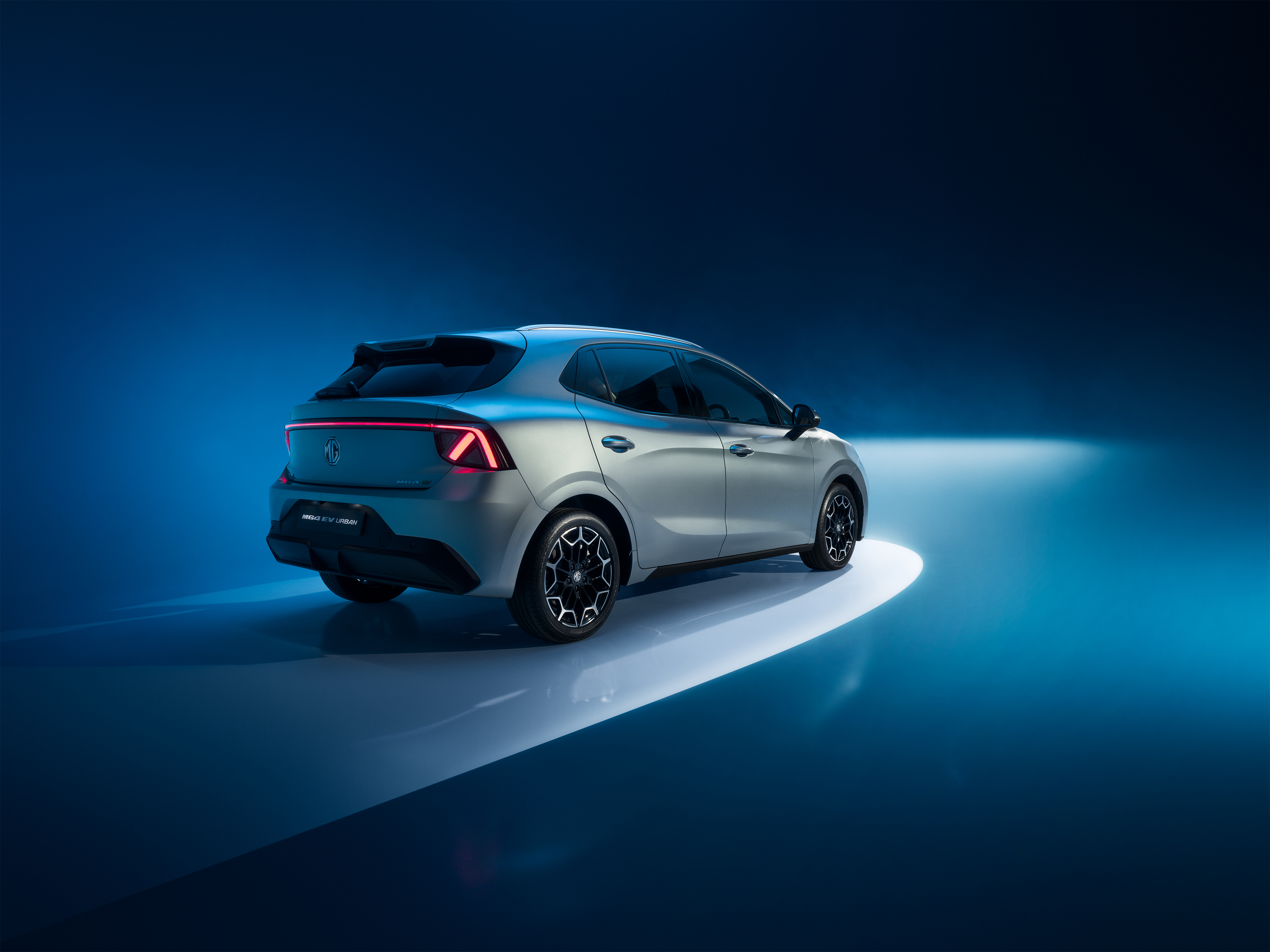 MG MG4 EV Urban 42.8kWh FWD 110kW 1-Speed Automatic