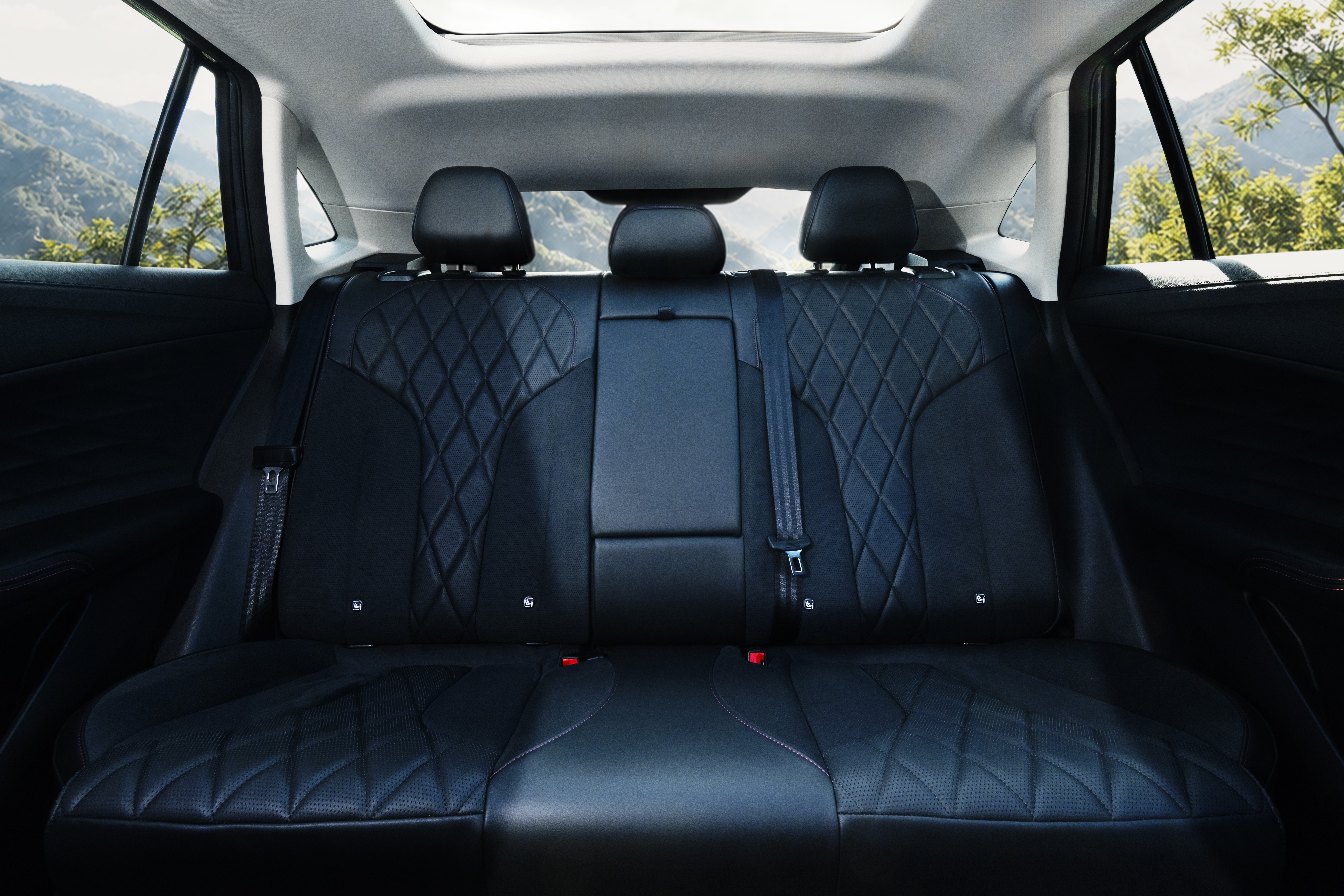 MG MG HS Hybrid+ 1.5L Hybrid 2 Speed Automatic