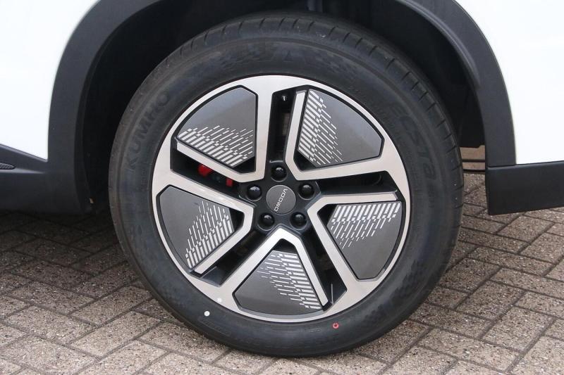 Omoda 5