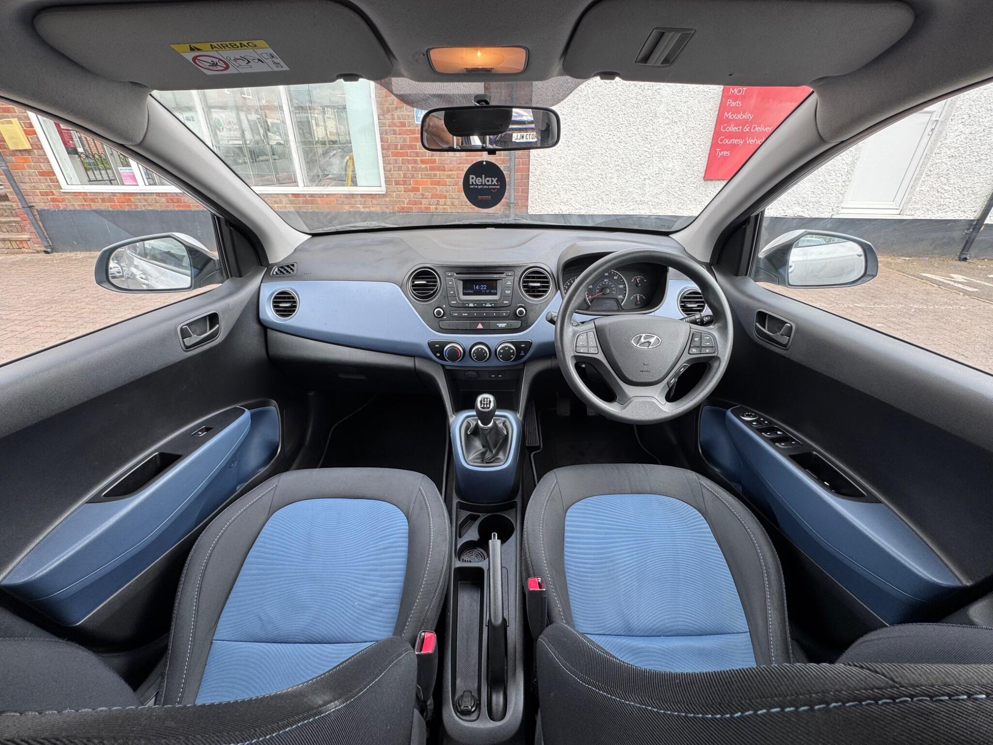 Hyundai i10