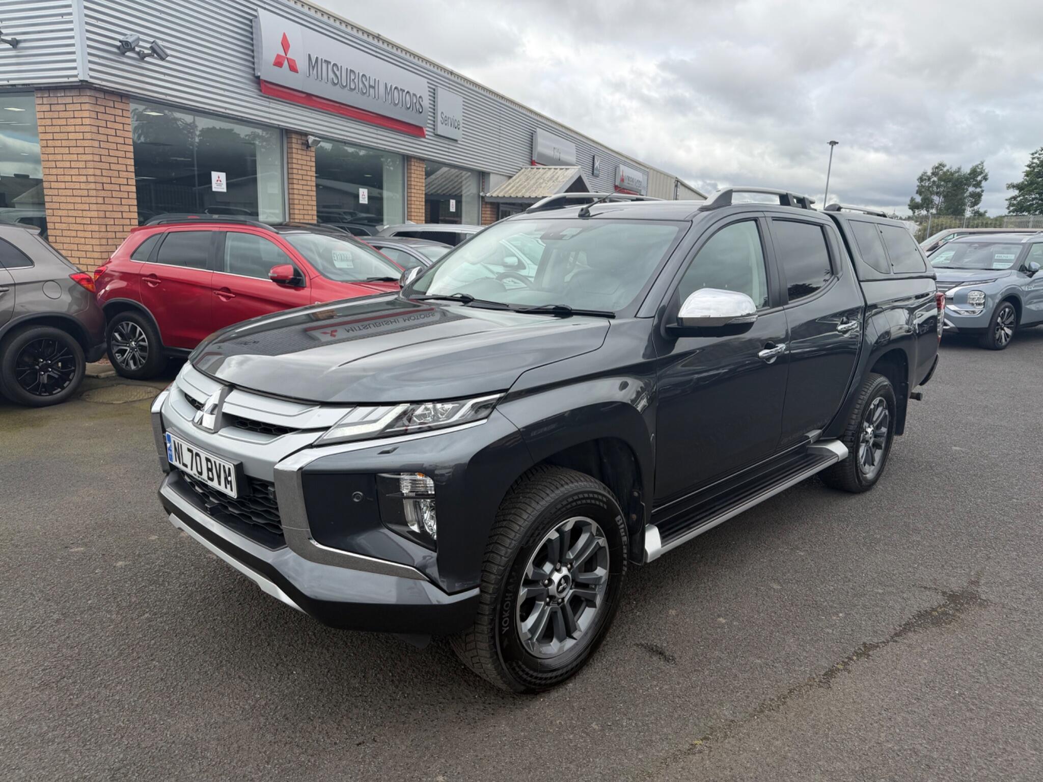 Mitsubishi L200