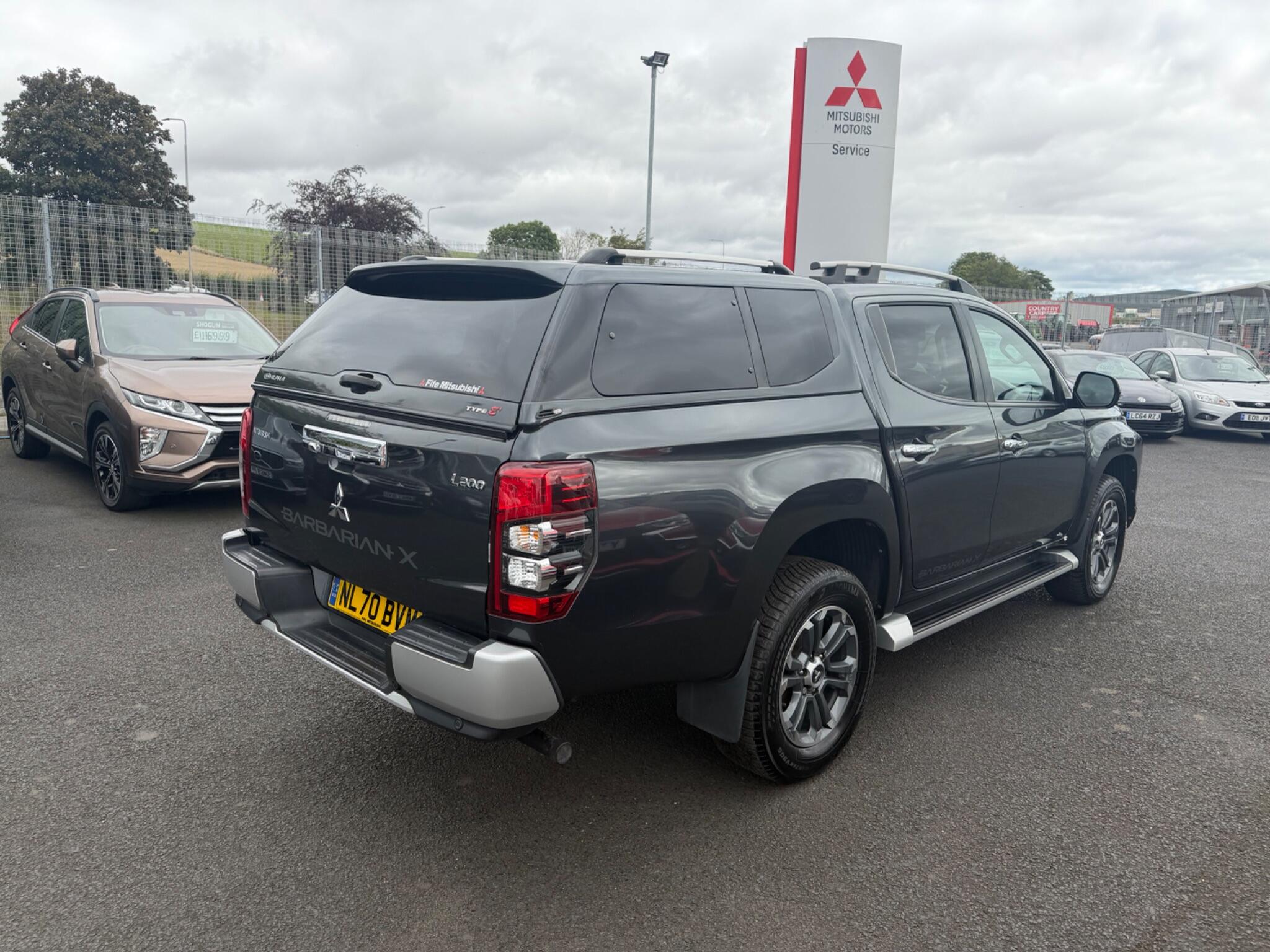Mitsubishi L200