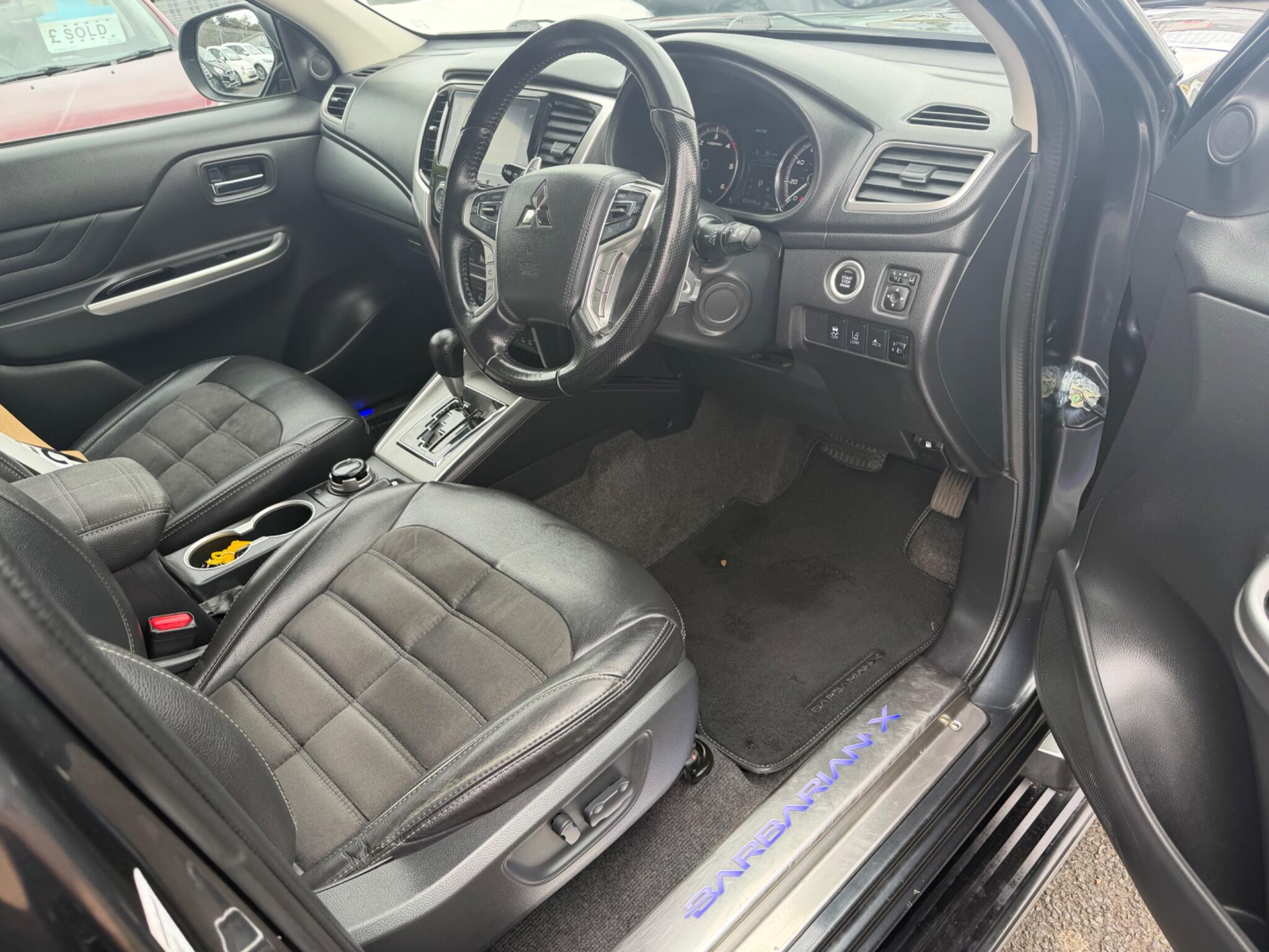 Mitsubishi L200