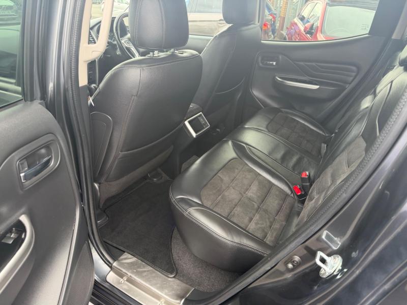 Mitsubishi L200