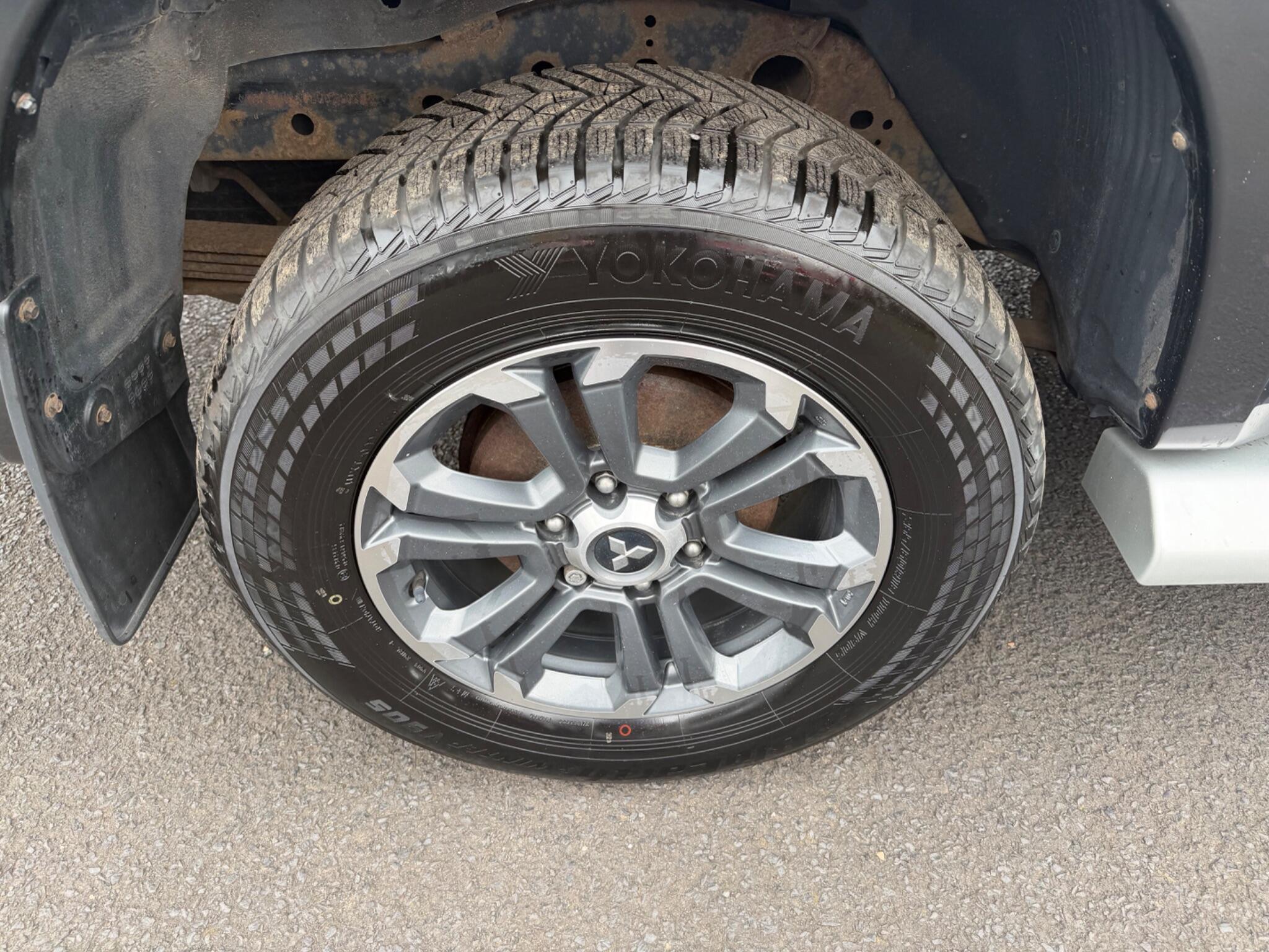 Mitsubishi L200