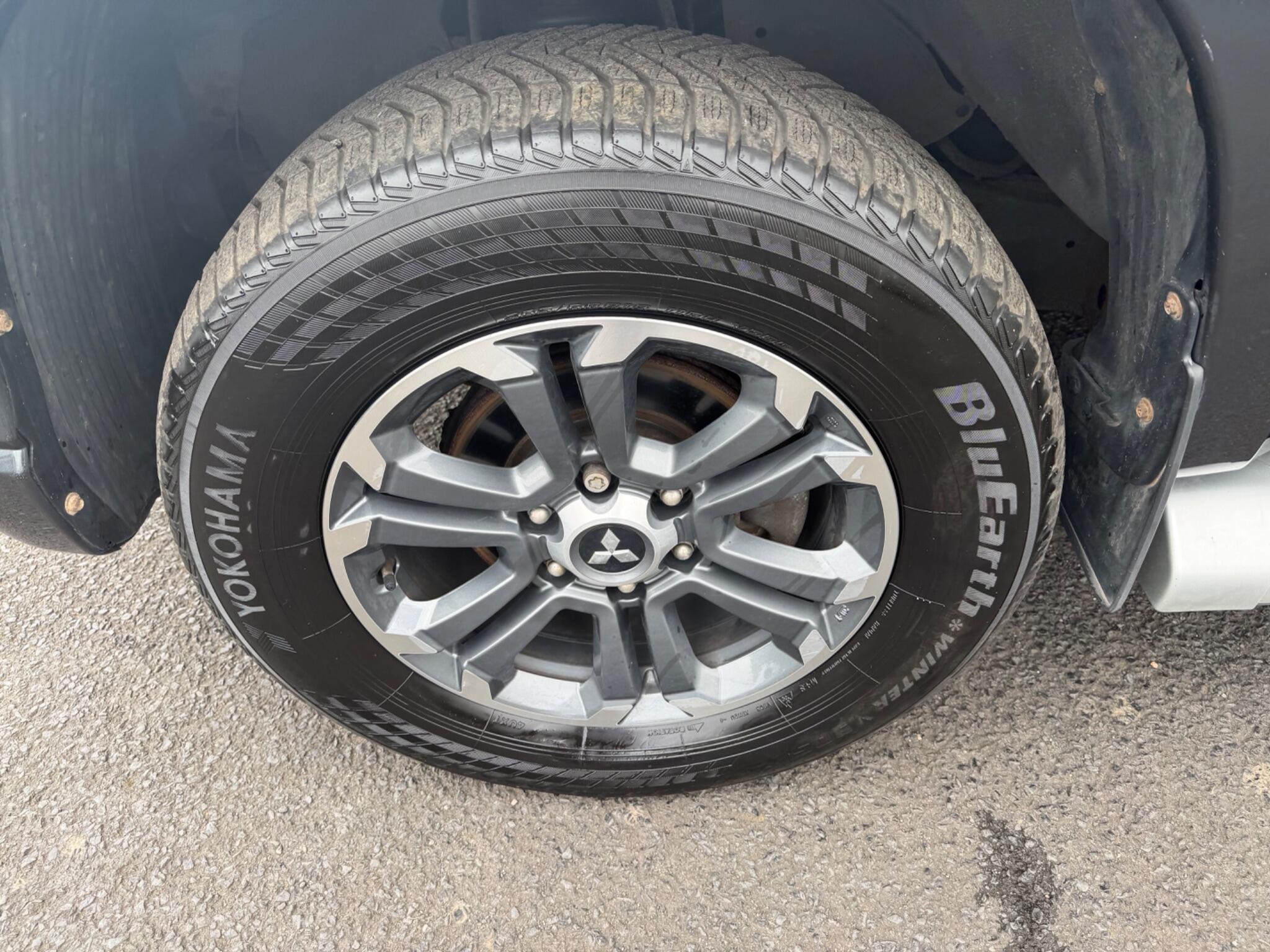 Mitsubishi L200