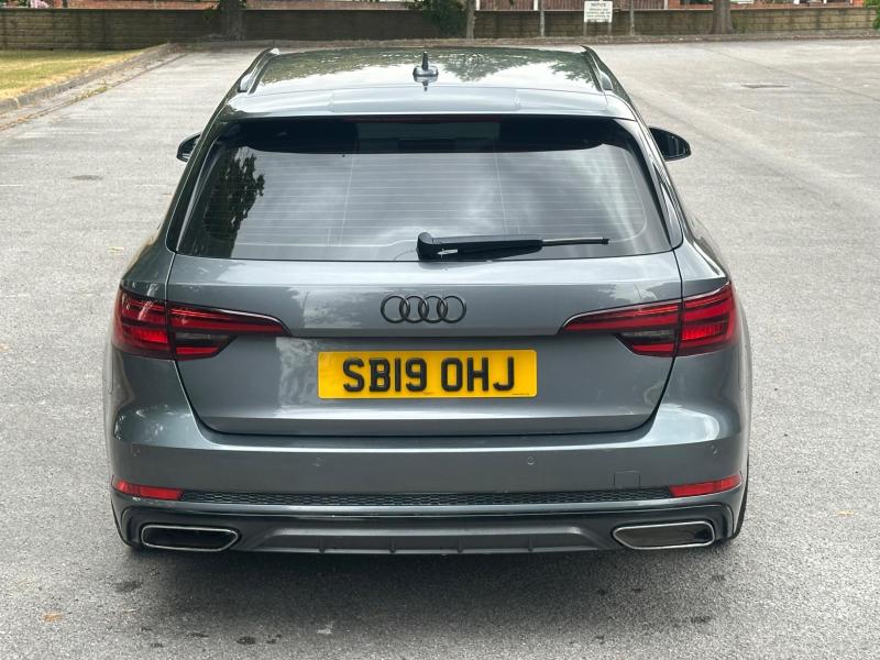 Audi A4 Avant