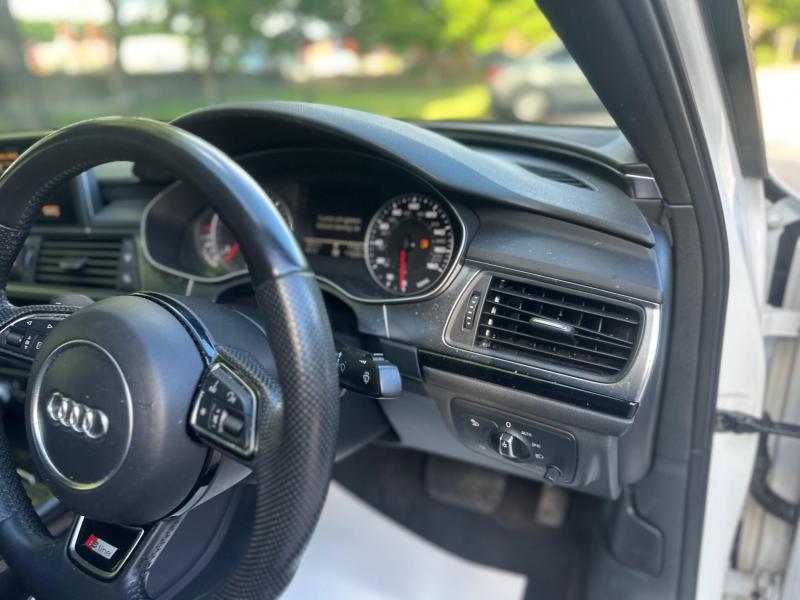 Audi A6 Saloon