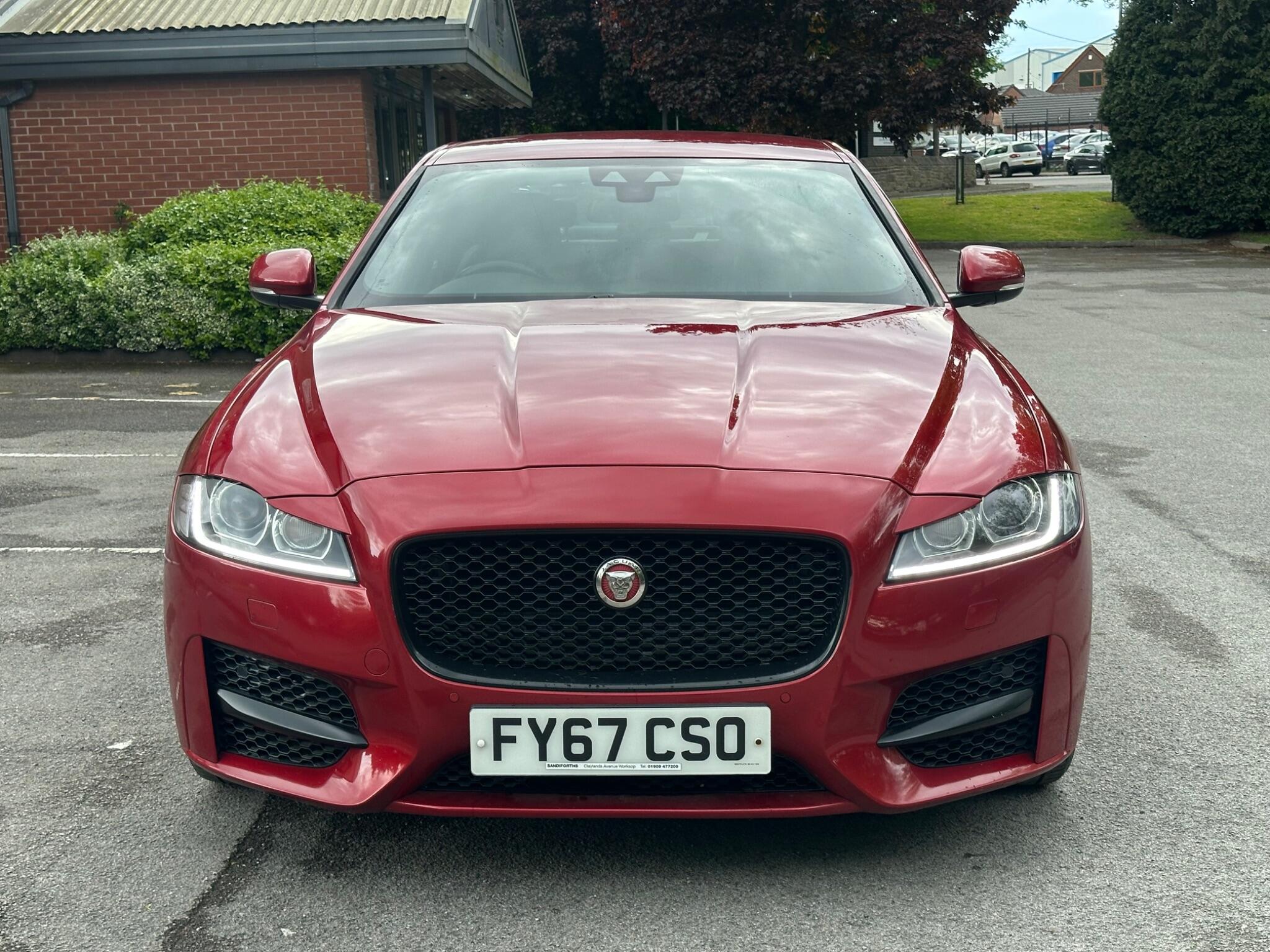 Jaguar XF