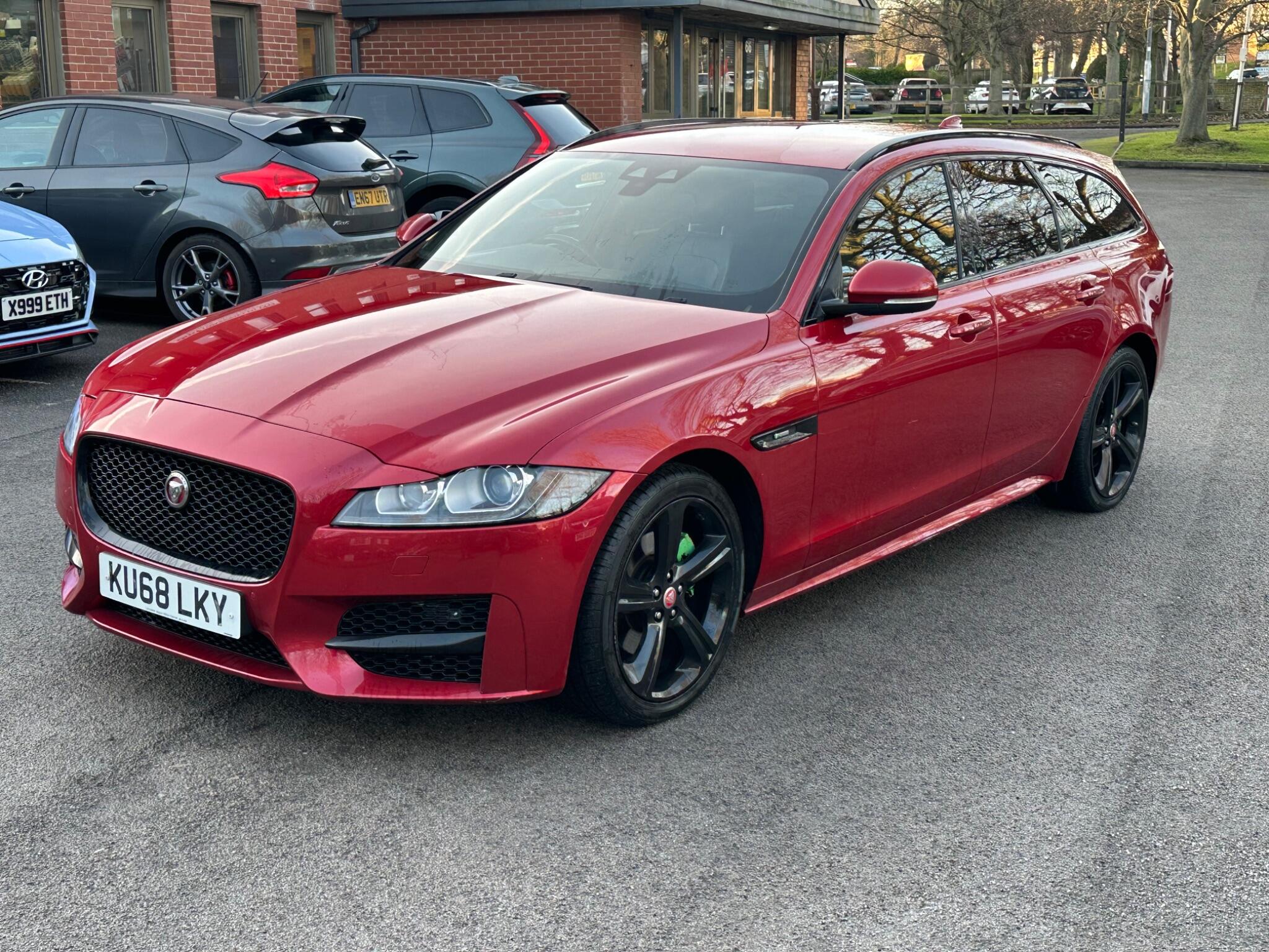 Jaguar XF