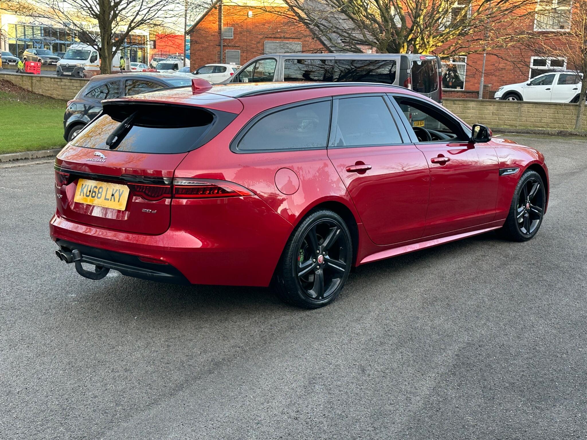 Jaguar XF