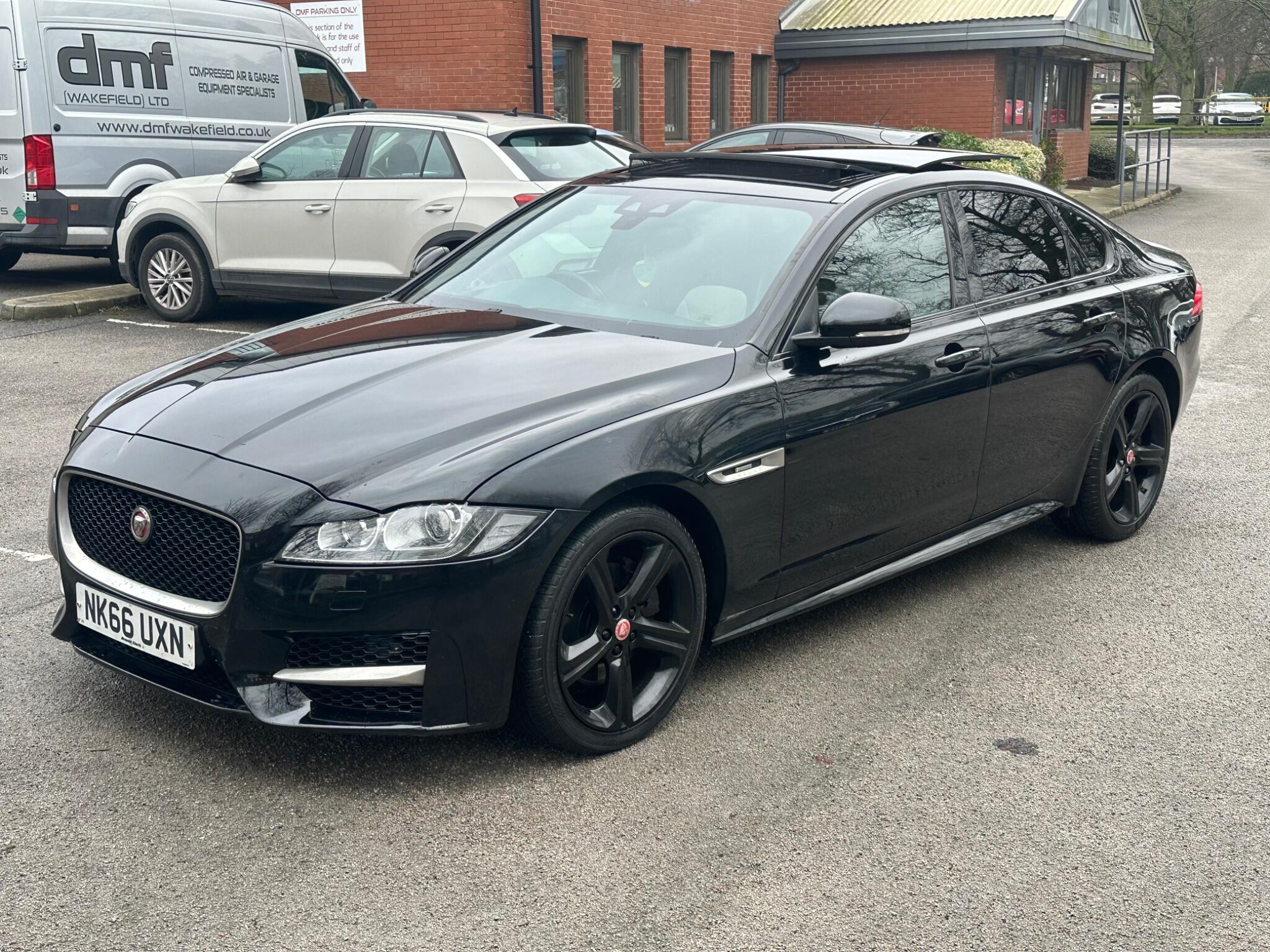 Jaguar XF