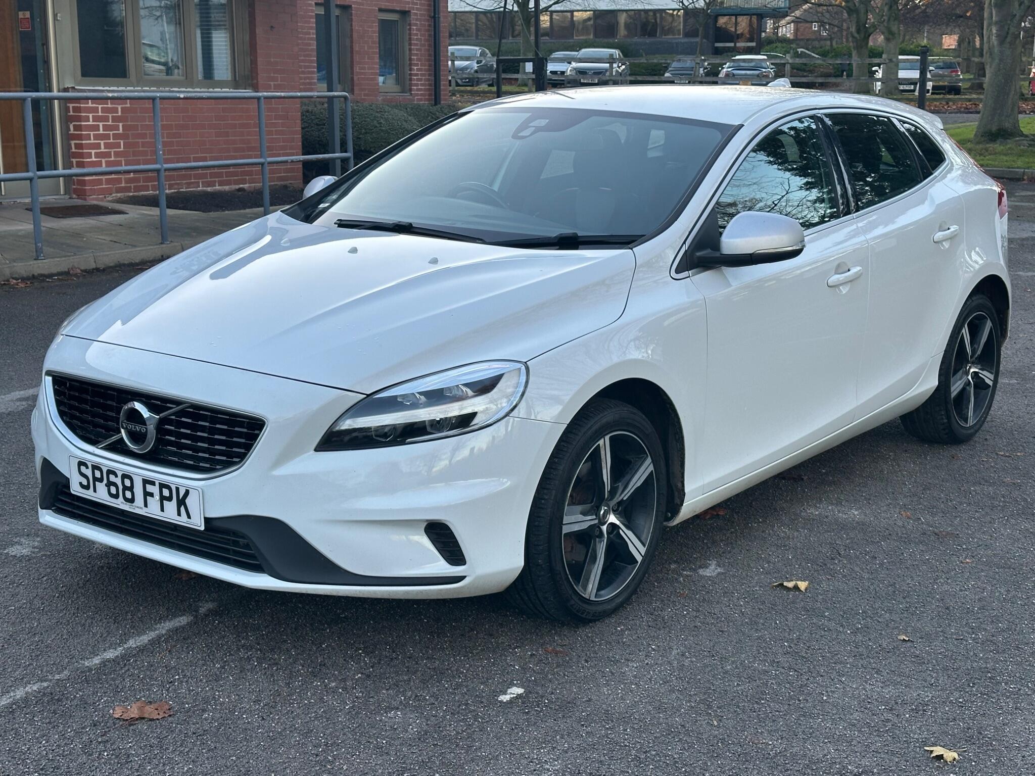 Volvo V40