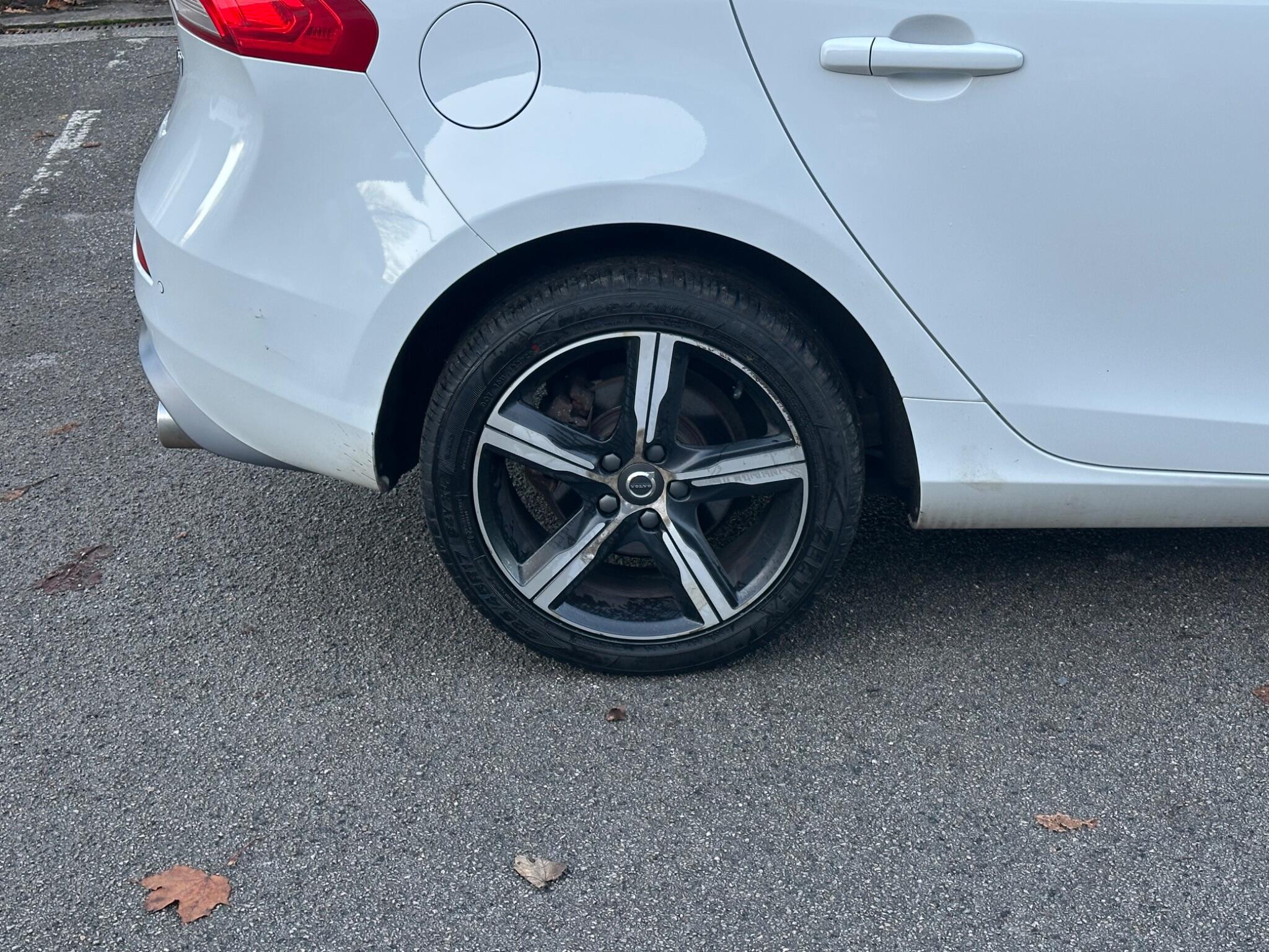 Volvo V40