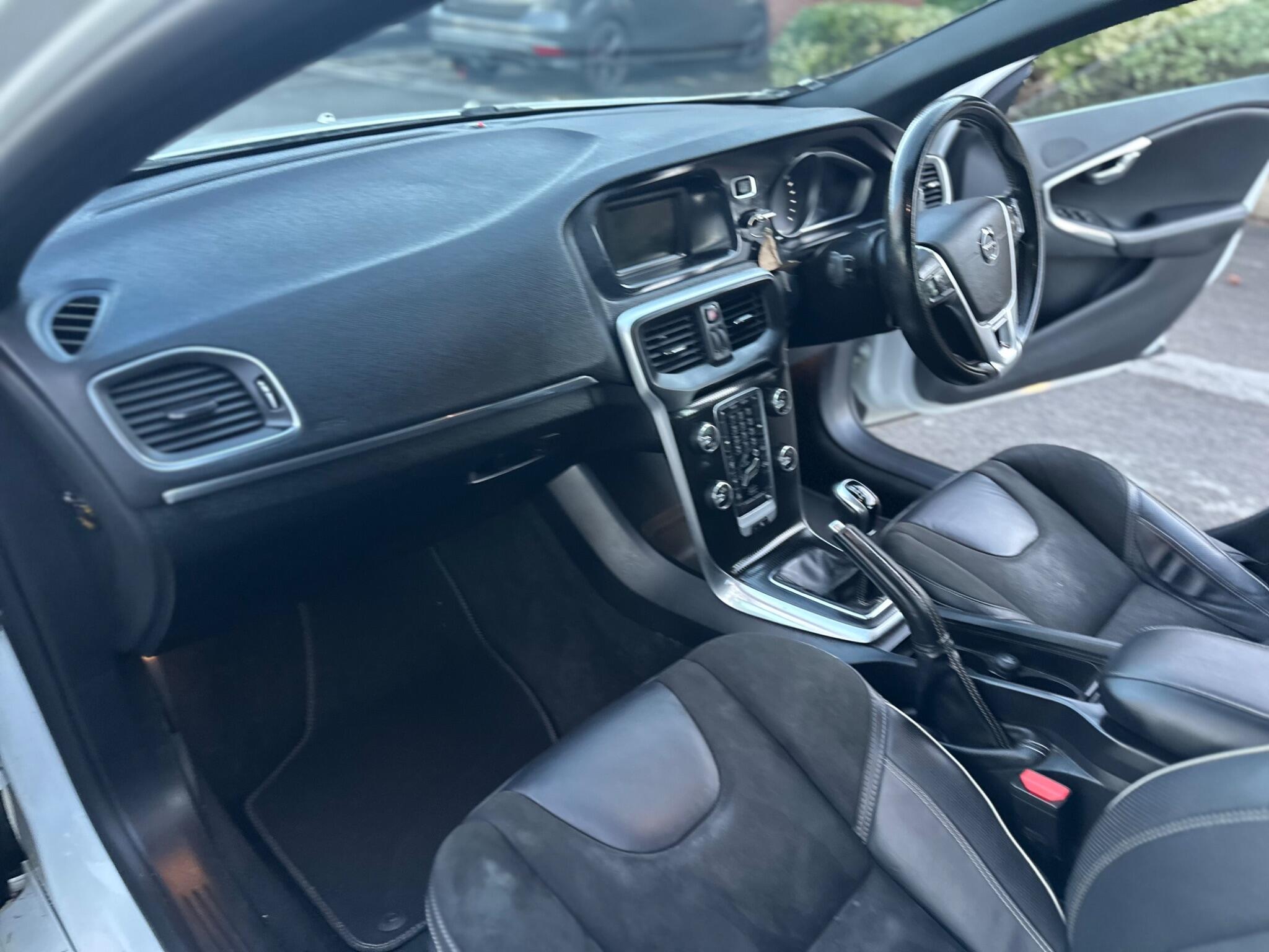 Volvo V40