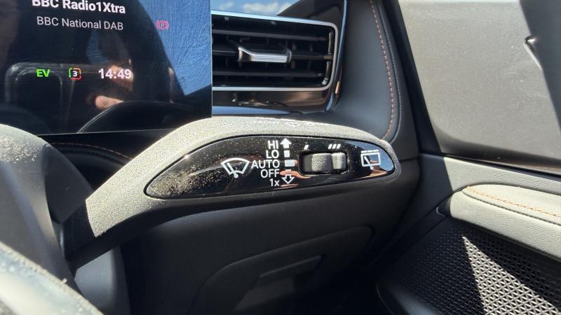 MG Motor UK HS