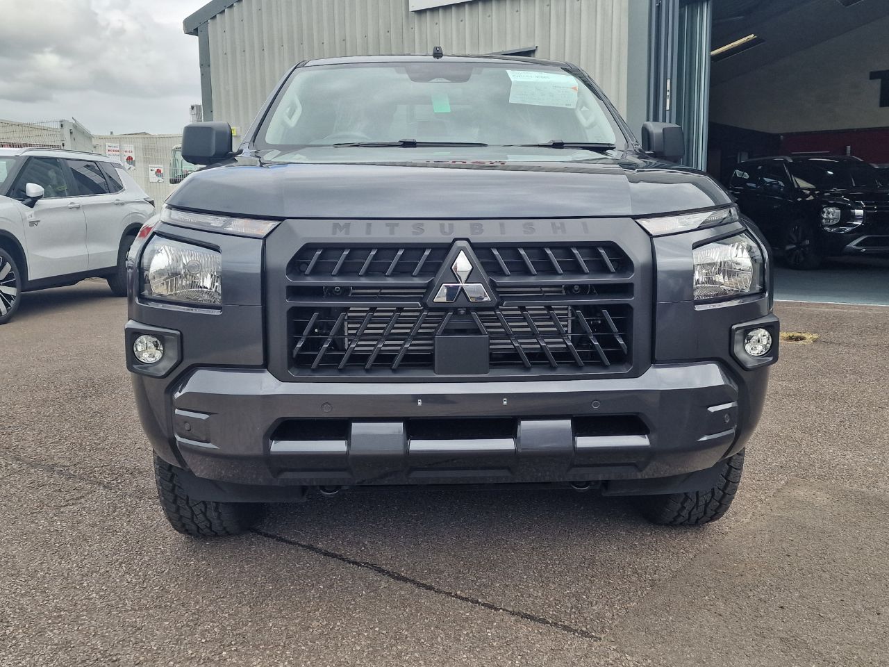 Mitsubishi L200