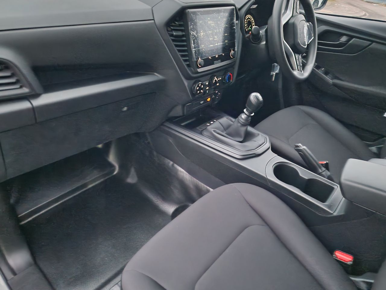 Isuzu D-Max