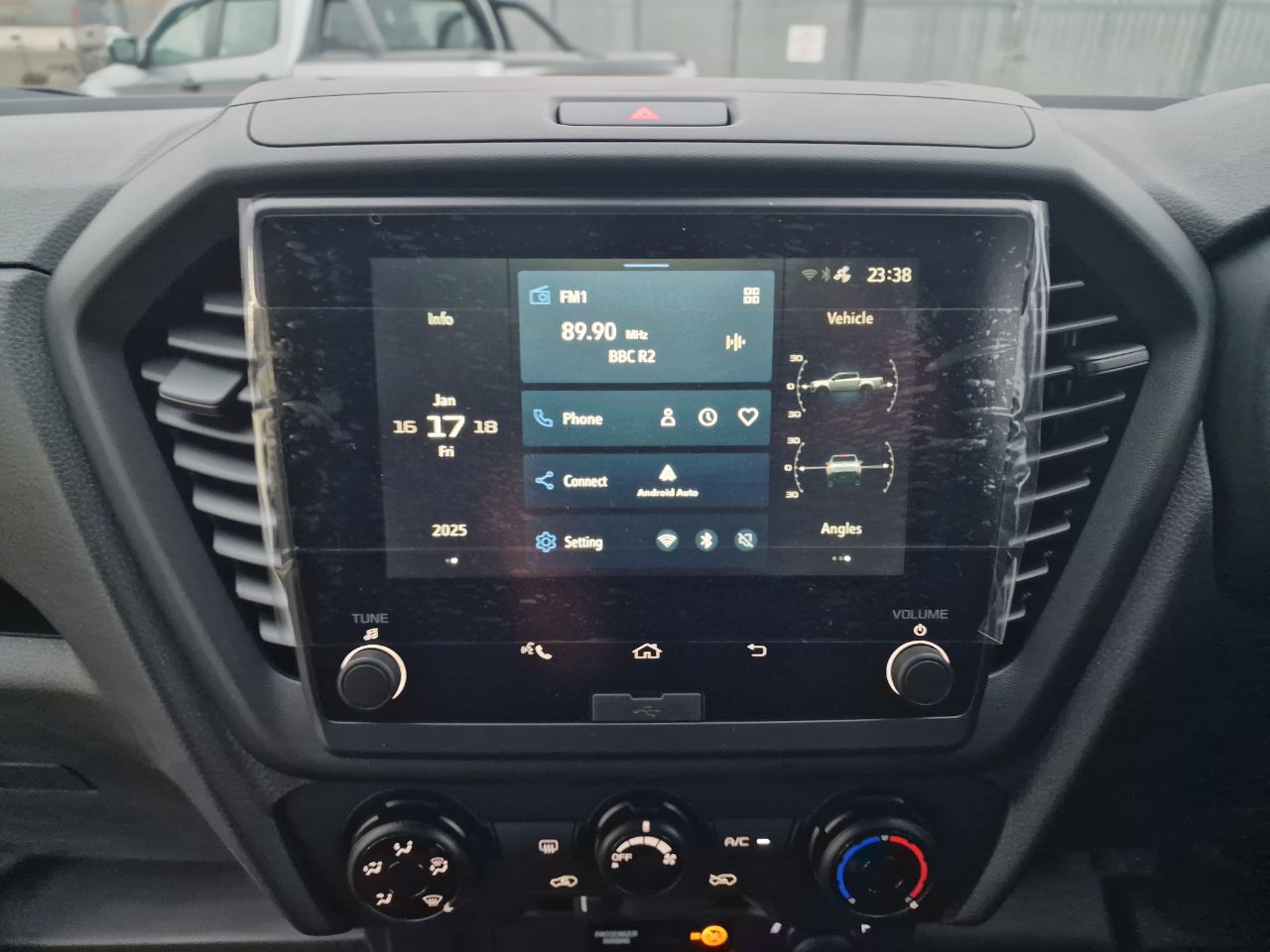 Isuzu D-Max