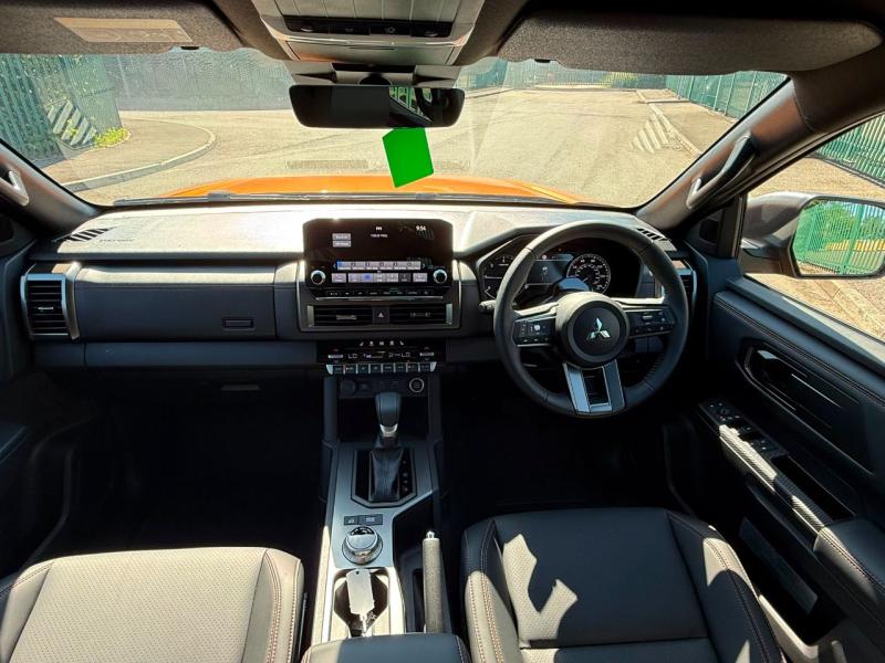 Mitsubishi L200