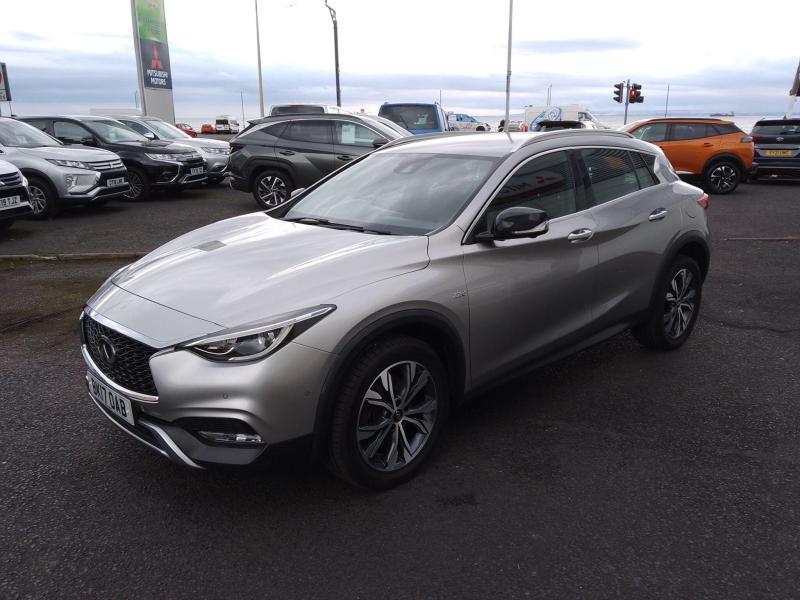 Infiniti Qx30