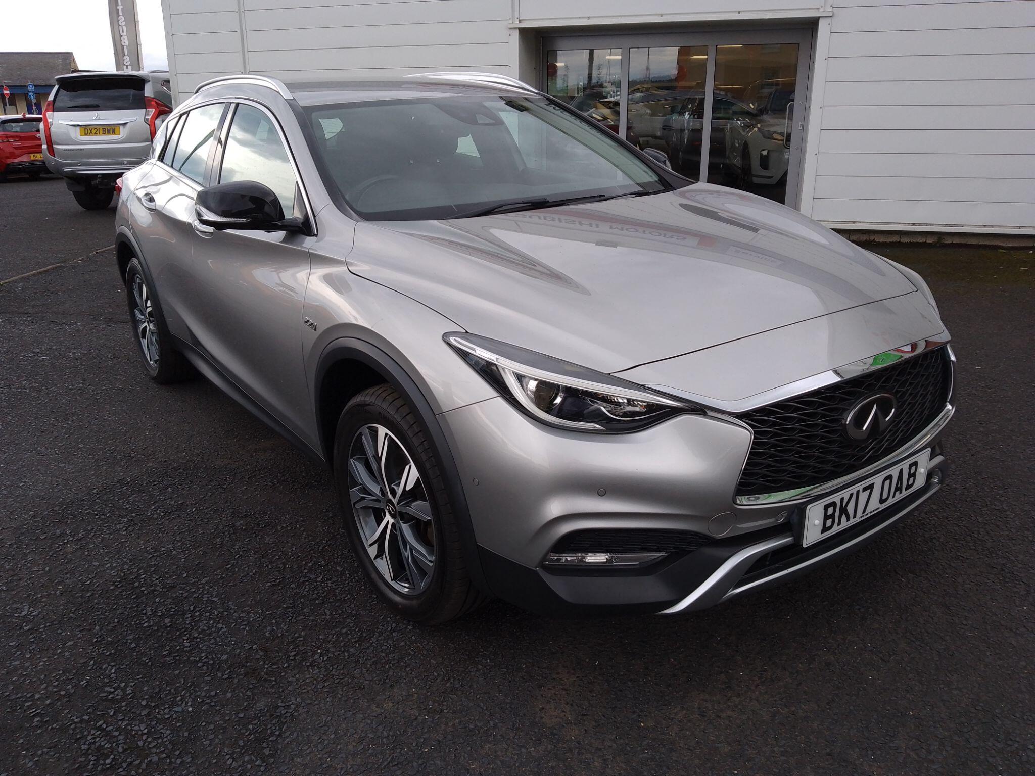Infiniti Qx30