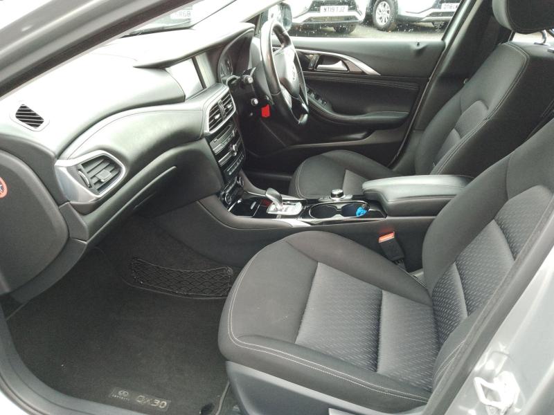 Infiniti Qx30
