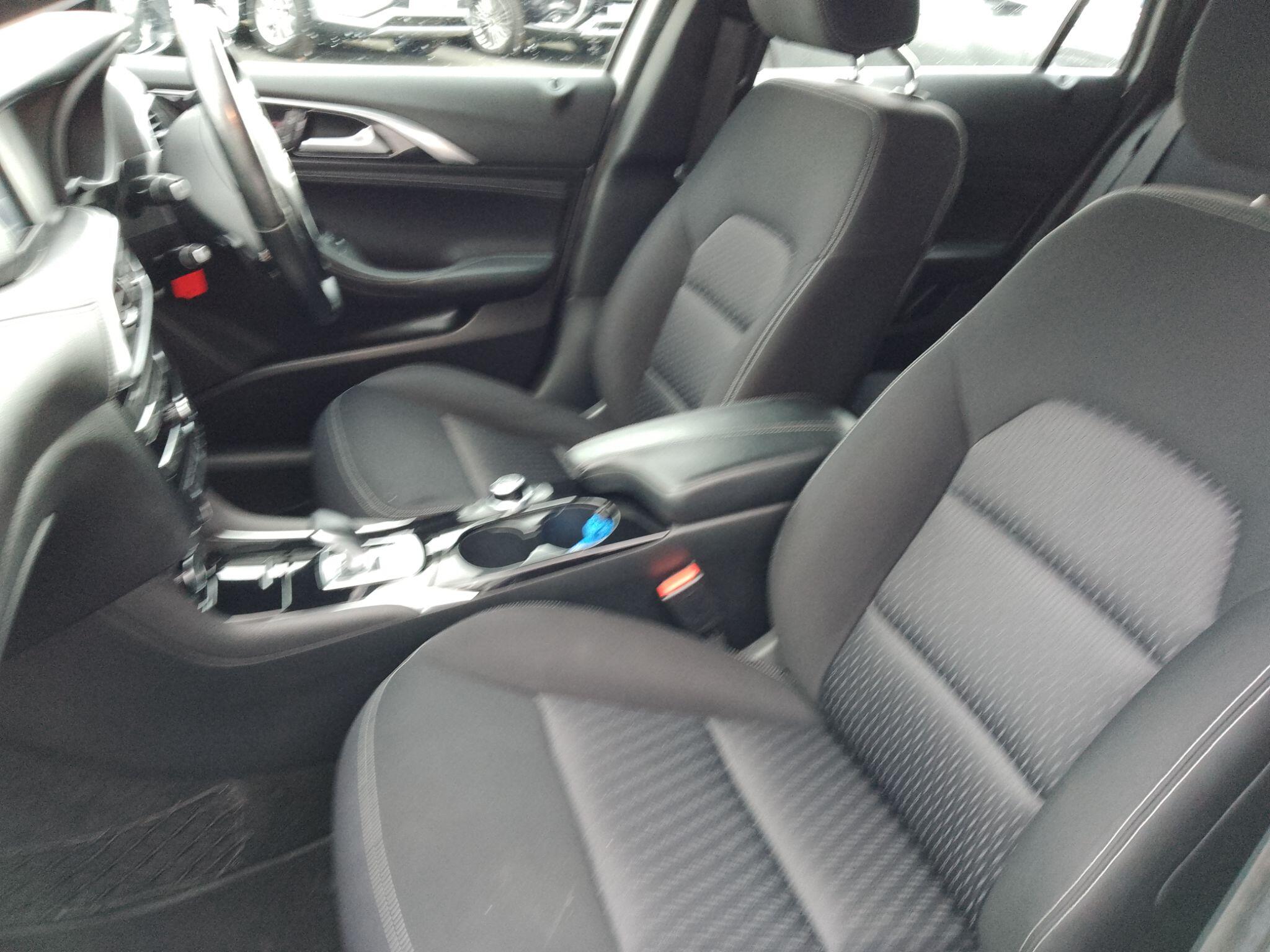 Infiniti Qx30