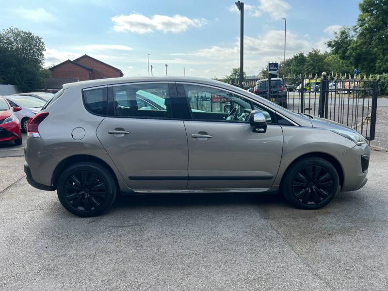 Peugeot 3008 SUV