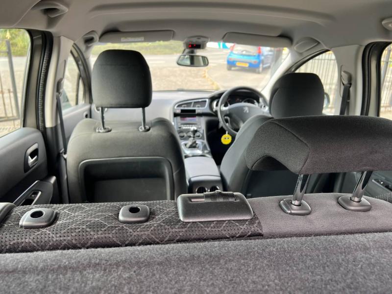 Peugeot 3008 SUV