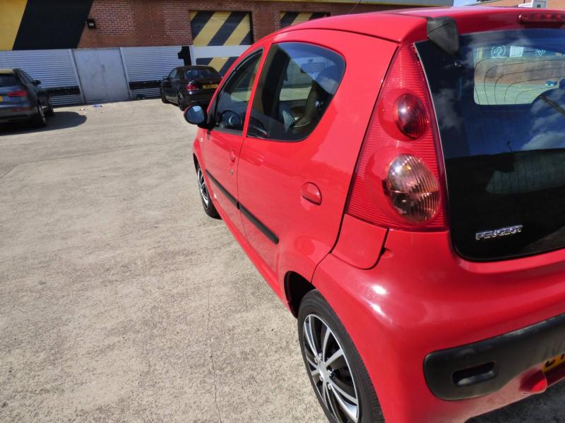Peugeot 107