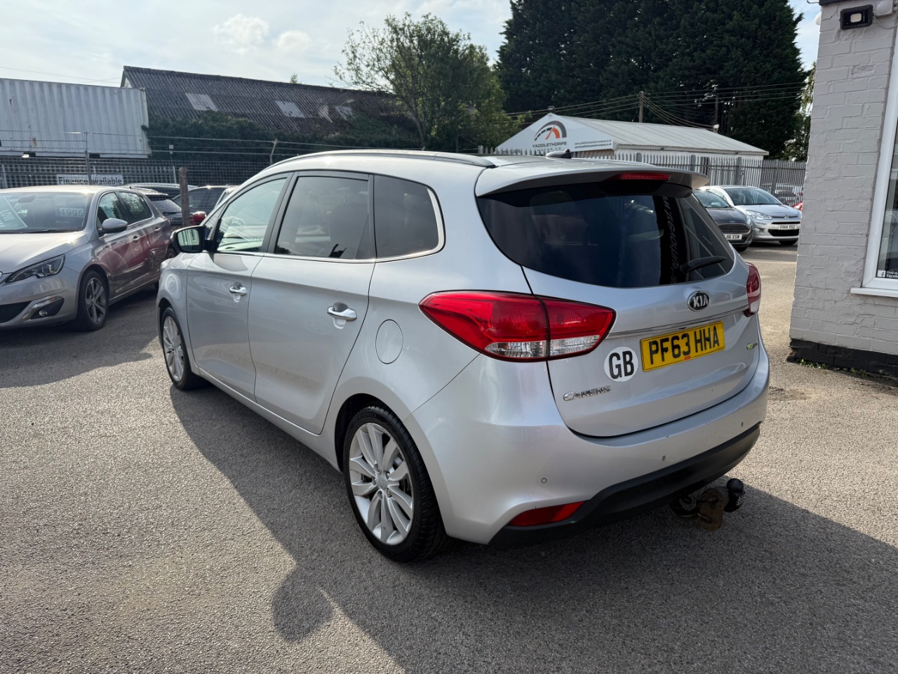 Kia Carens