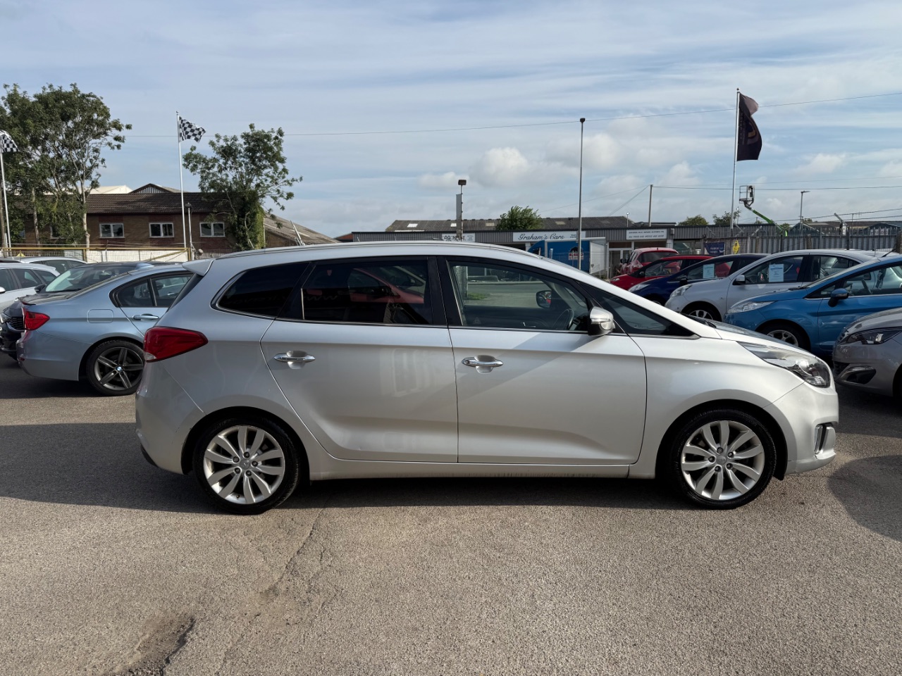 Kia Carens