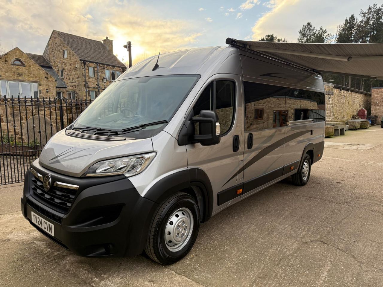Vauxhall Movano